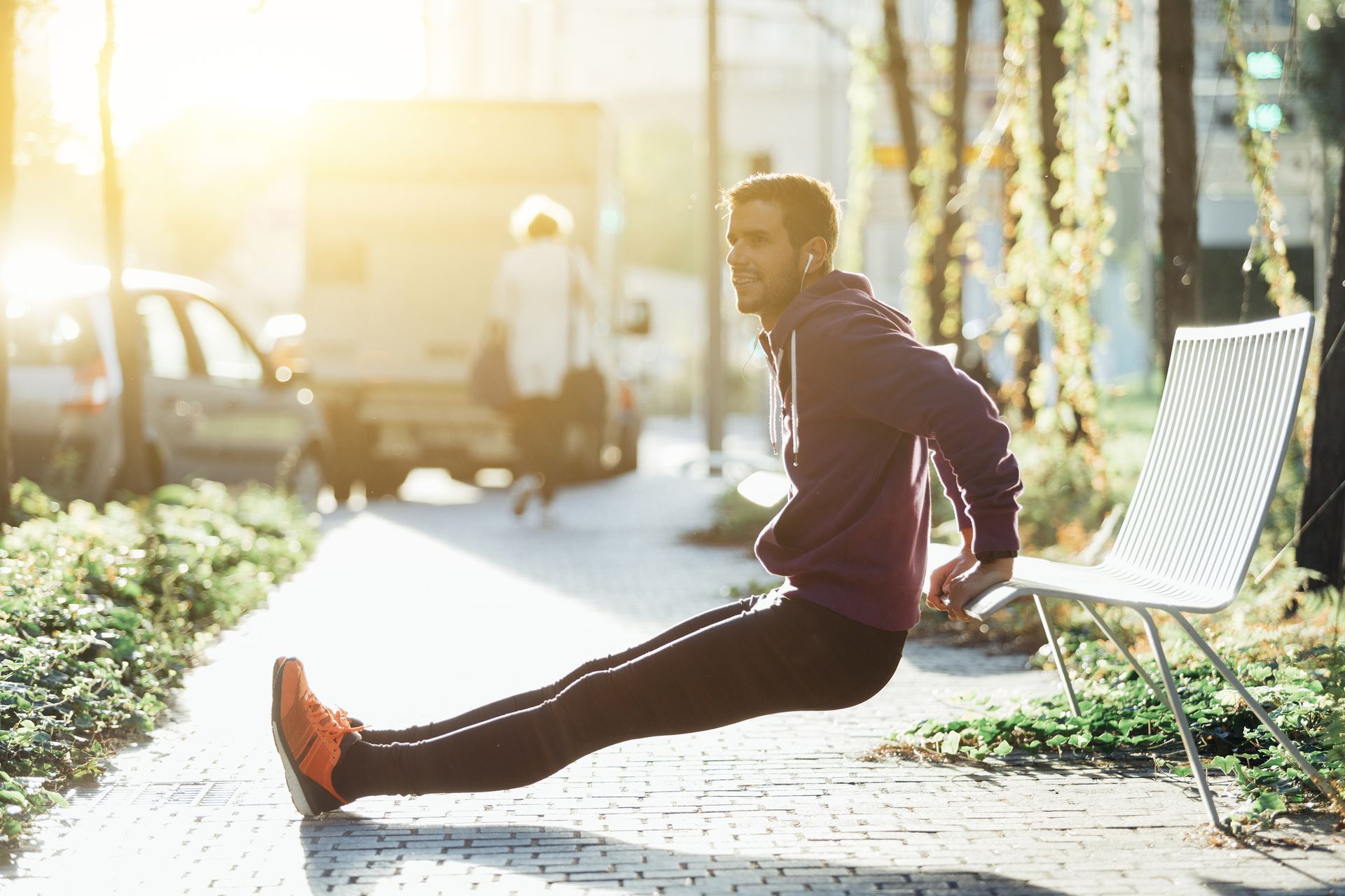 Best calisthenics home workout: box dips