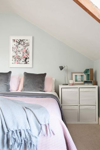 Dusty pink and grey bedroom