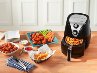 Insignia Analog Air Fryer Main