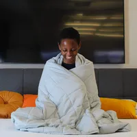 Emma HUG weighted blanket:&nbsp;was £129, now £70.95 at Amazon (save £59)45% off!