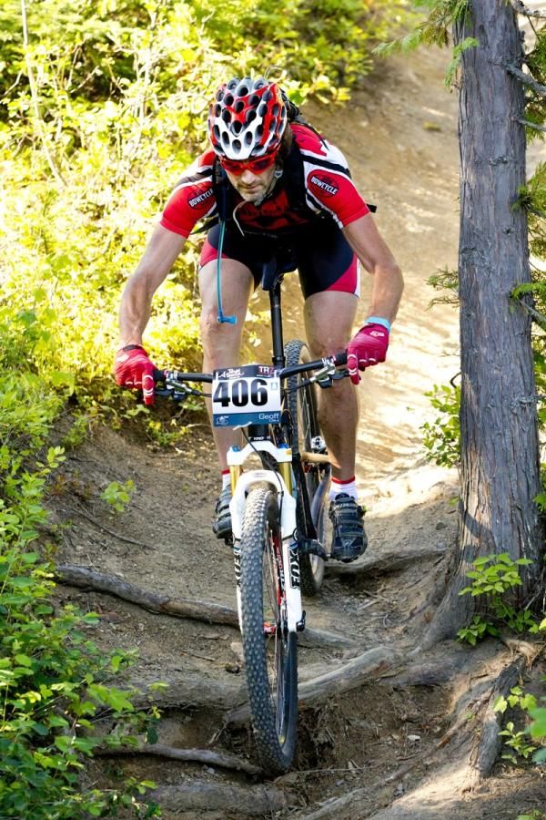 Geoff Clark and Devin Erfle lead the men's 80 standings