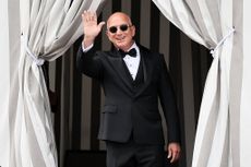 Jeff Bezos leaves the Aman Hotel during his wedding