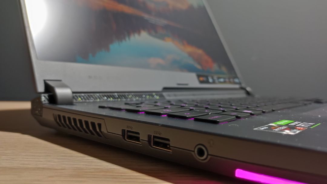 Asus ROG Strix 17