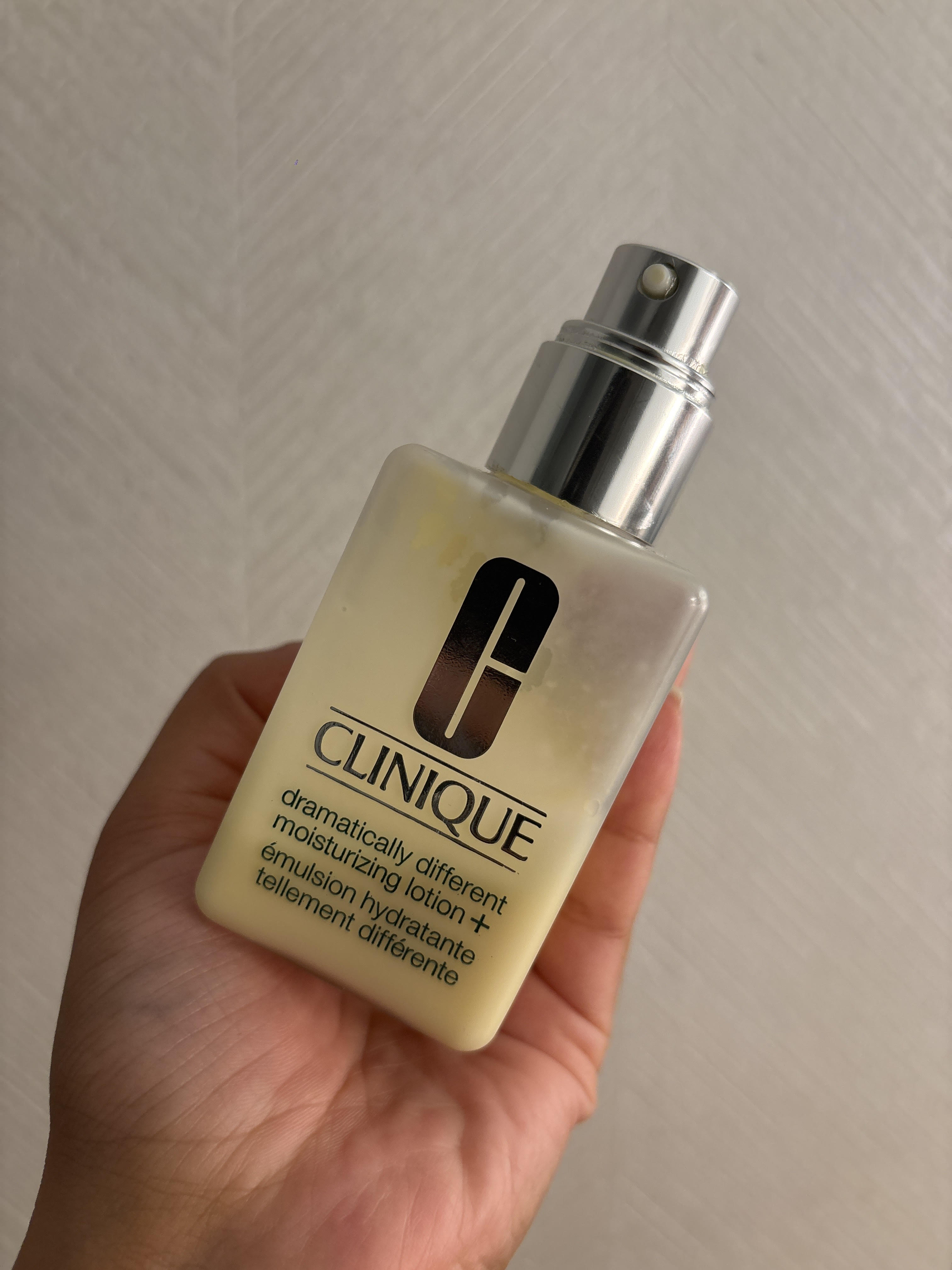 Clinique Dramatically Different Moisturizing Lotion+&amp;trade;