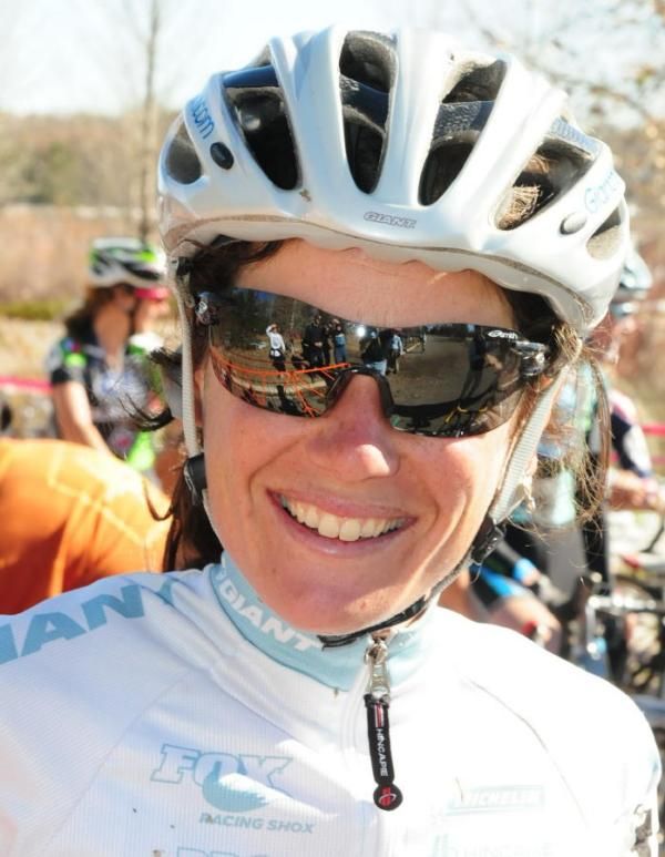 Kelli Emmett (Team Giant) is racing on home turf
