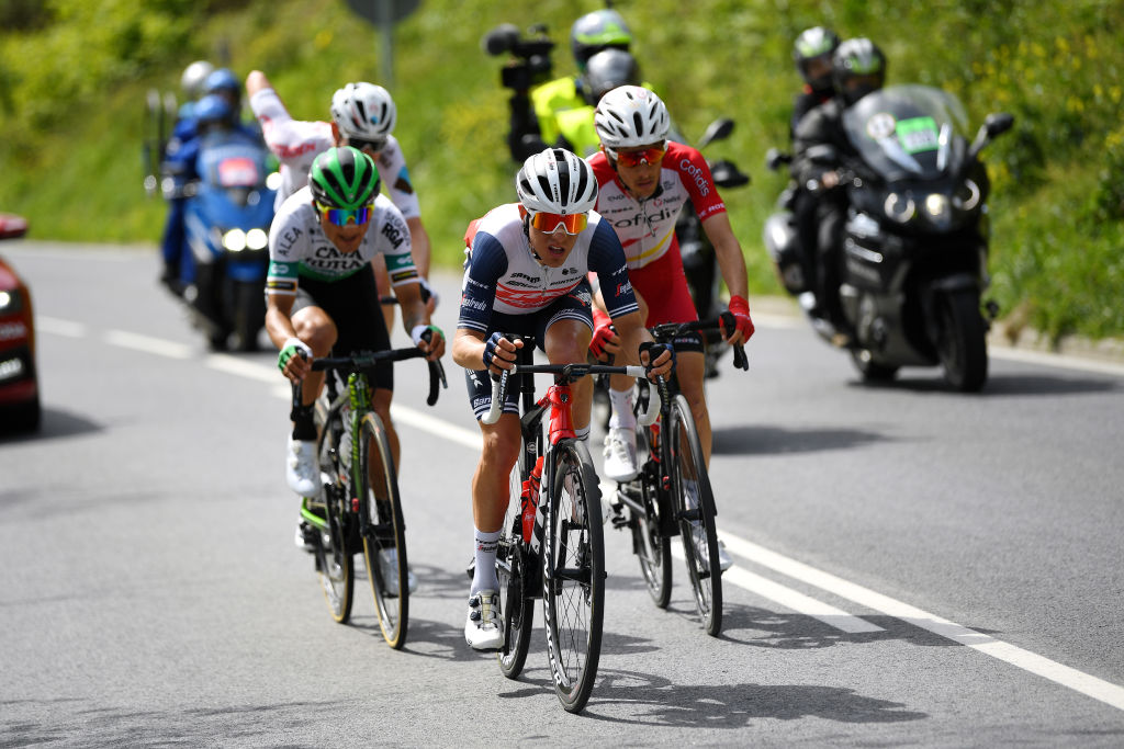 Itzulia Basque Country: McNulty takes lead on stage 4 | Cyclingnews