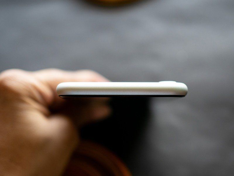 iPhone SE 2020 review