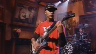 Rage Against The Machine on SNL in 1996