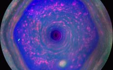 Saturn&rsquo;s Hexagon 