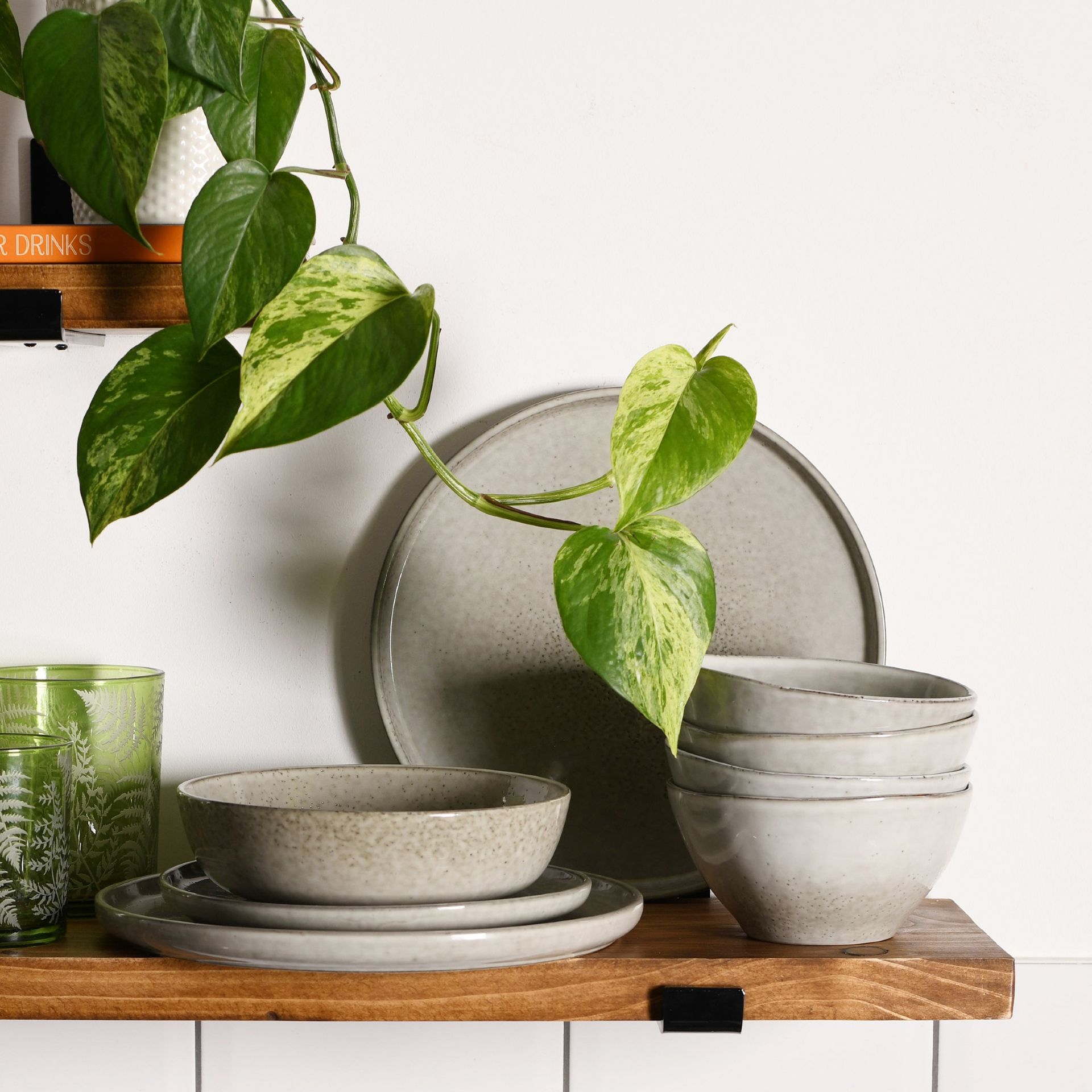 ProCook Oslo Rim Stoneware Dinner Set