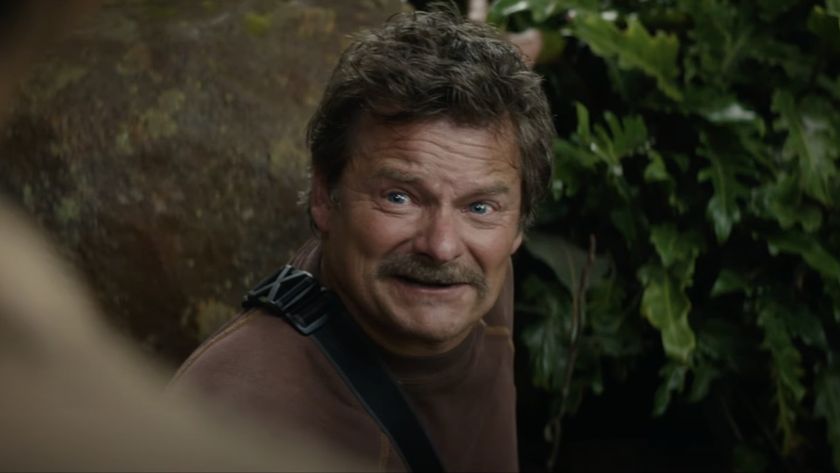 Kenny (Steve Zahn) speaks to his friends in Anaconda