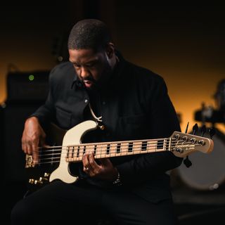 Jackson Adam Blackstone Gladys Pro Series Concert Bass