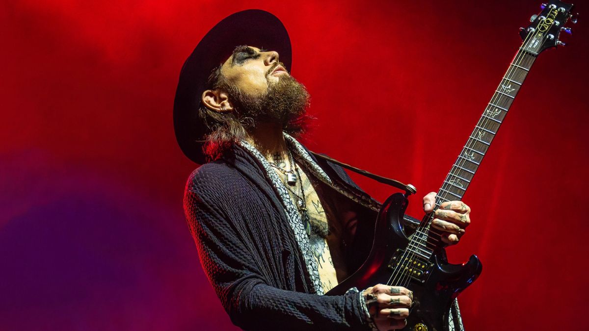 Dave Navarro