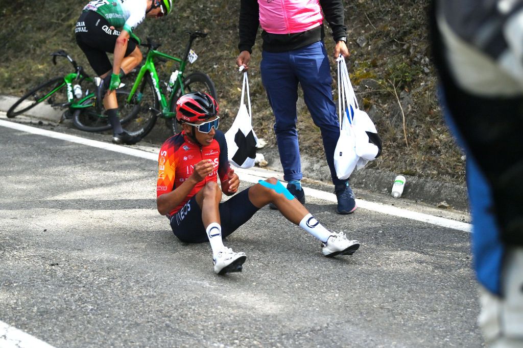 Egan Bernal abandons Volta a Catalunya after stage 6 crash