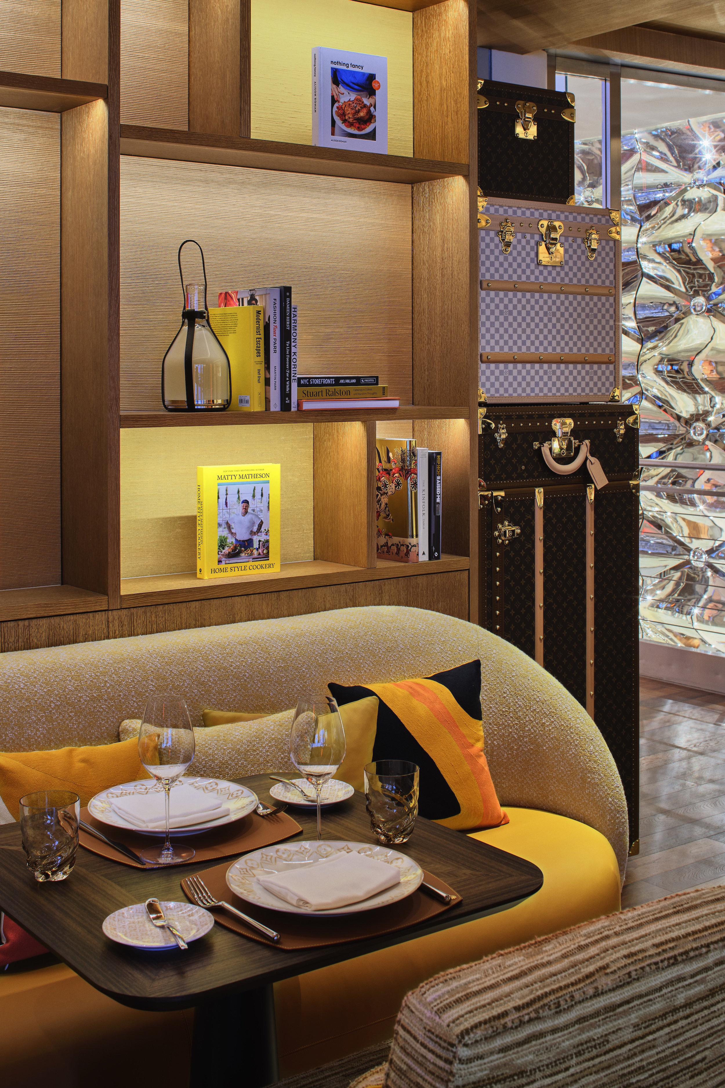 Le Cafe Louis Vuitton New York