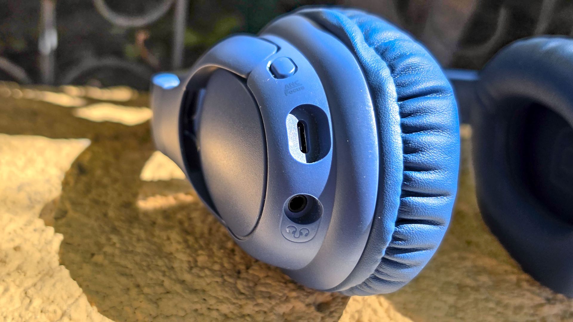Belkin SoundForm ANC kid headphone review