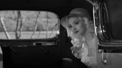 Amanda Seyfried in Mank