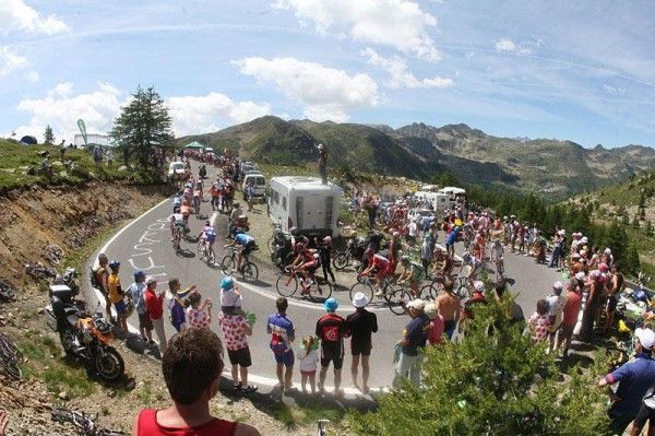 The scene on the final climb.