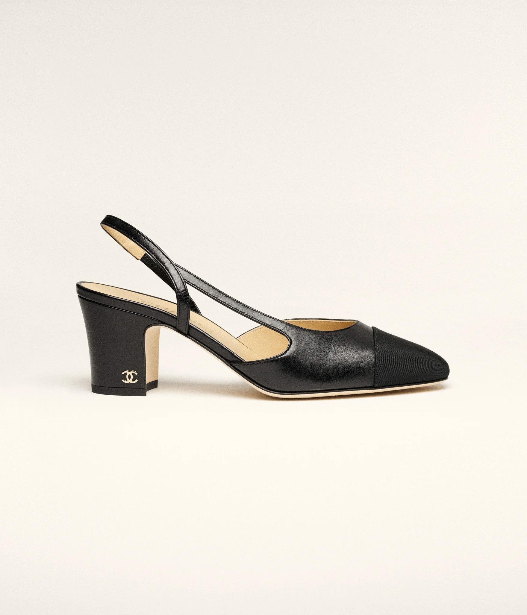 Chanel, Slingbacks