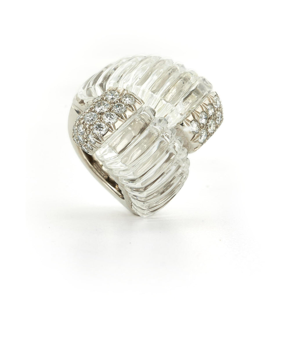 Crossover Ring With Vertical Fluting, Crystal