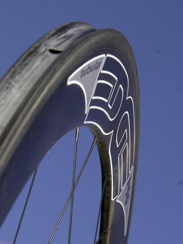 The 68mm-deep rims offer the best straight-line speed in the Edge Composites range