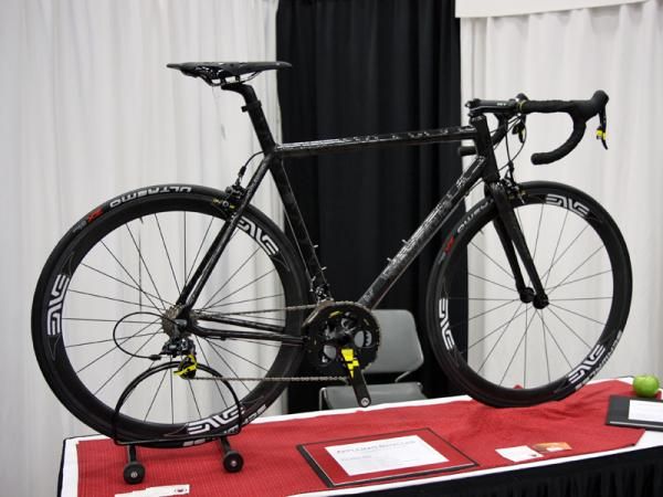 Matt Appleman's handbuilt carbon fiber road frame was tucked in the corner of NAHBS' new builder area.