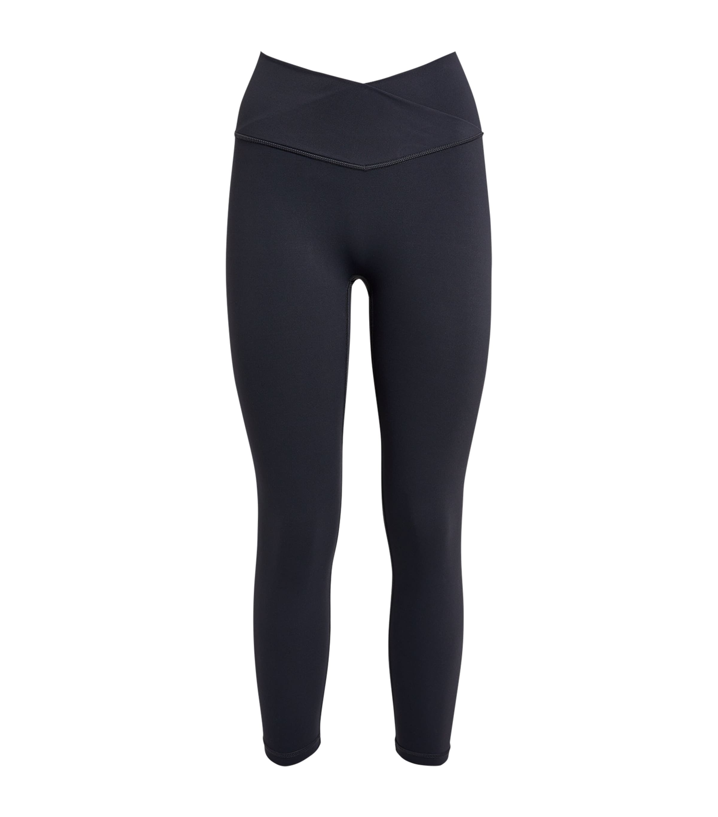 The ultimate wrap for leggings