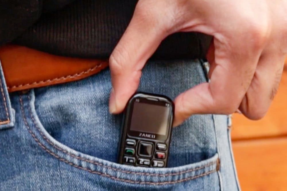 The Zanco Tiny T2 is the world's smallest phone | Tom's Guide
