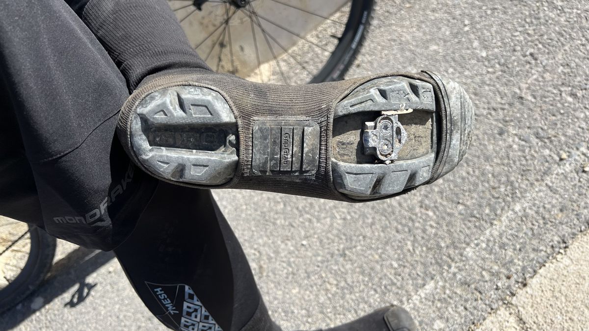 GripGrab Explorer gravel overshoes review tough oversocks for tough weather Bike Perfect