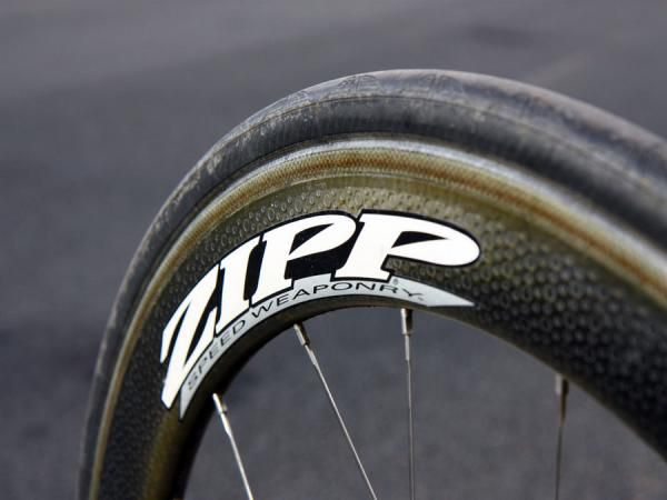 According to Zipp, the 404 Carbon Clincher's new composite system was specifically designed to withstand high heat - the most common mode of failure for full carbon clincher rim beads.