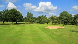 North Middlesex Golf Club - Hole 8