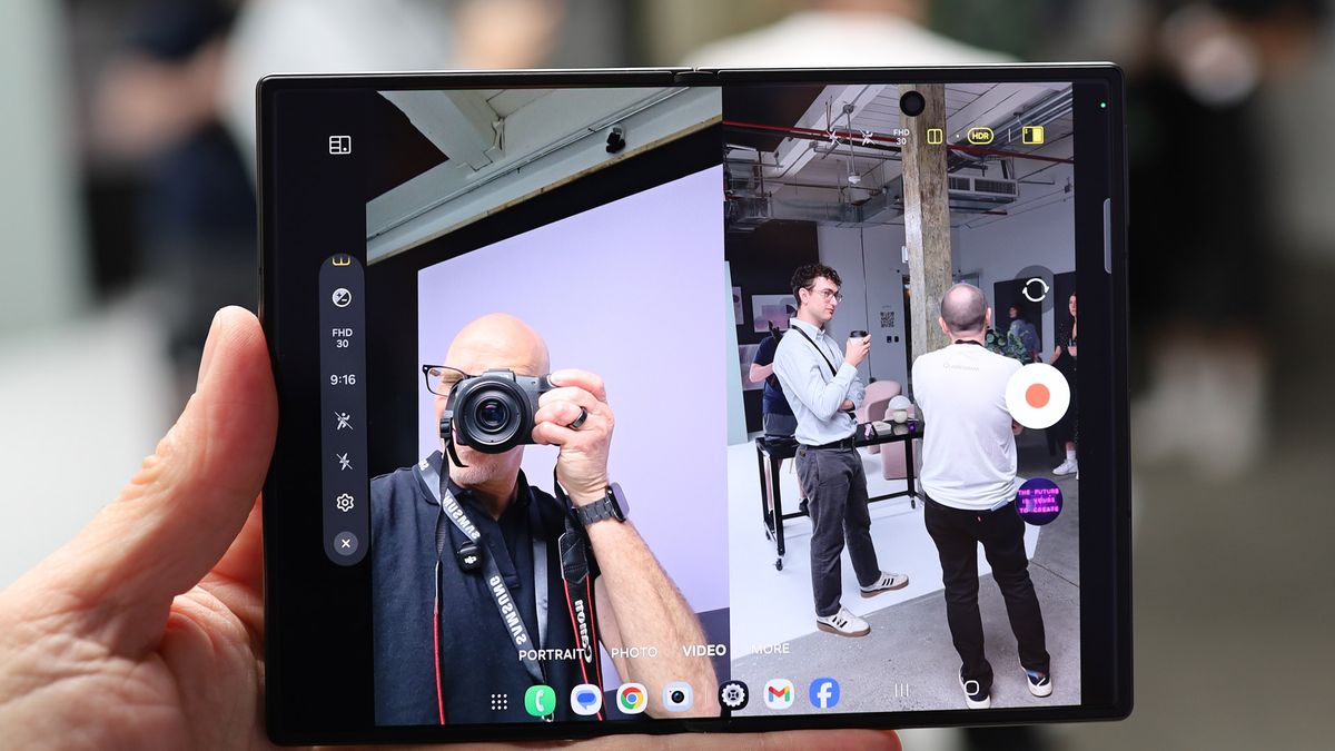 Samsung Galaxy Z Fold 8