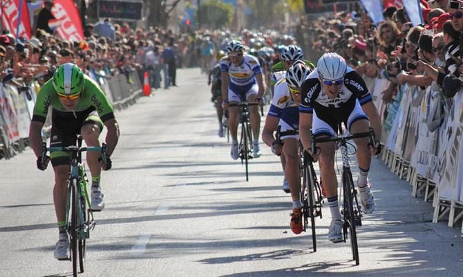 Moreno Hofland (Belkin) claims his first European victory in the Vuelta Andalucia