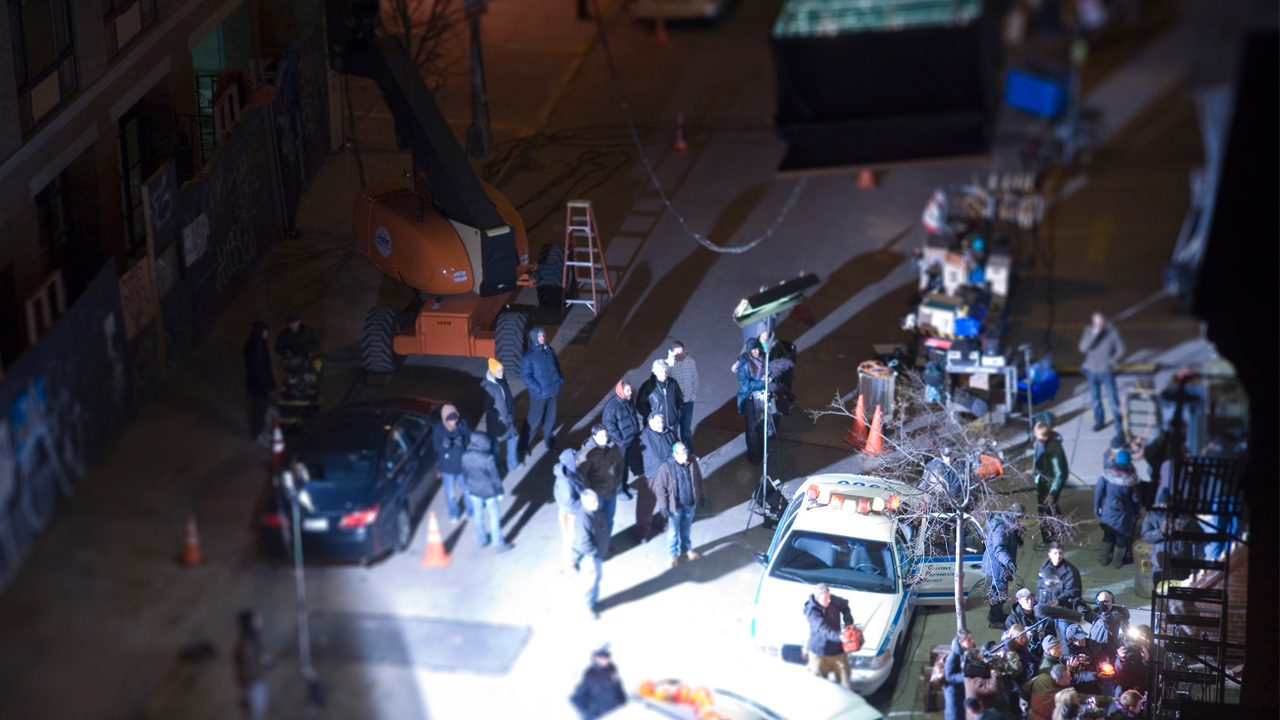 5 things only a Hollywood extra can tell you about being in the movies