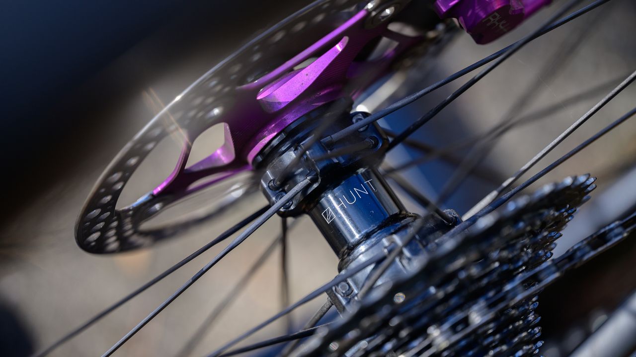 Hunt Sub50 outside of rear hub
