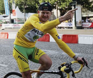 PARIS JULY 23 JULY 22 Floyd Landis of the USA and Phonak celebrates winning the 93rd Tour de France on July 23 2006 in Paris France Photo by Bryn LennonGetty Images