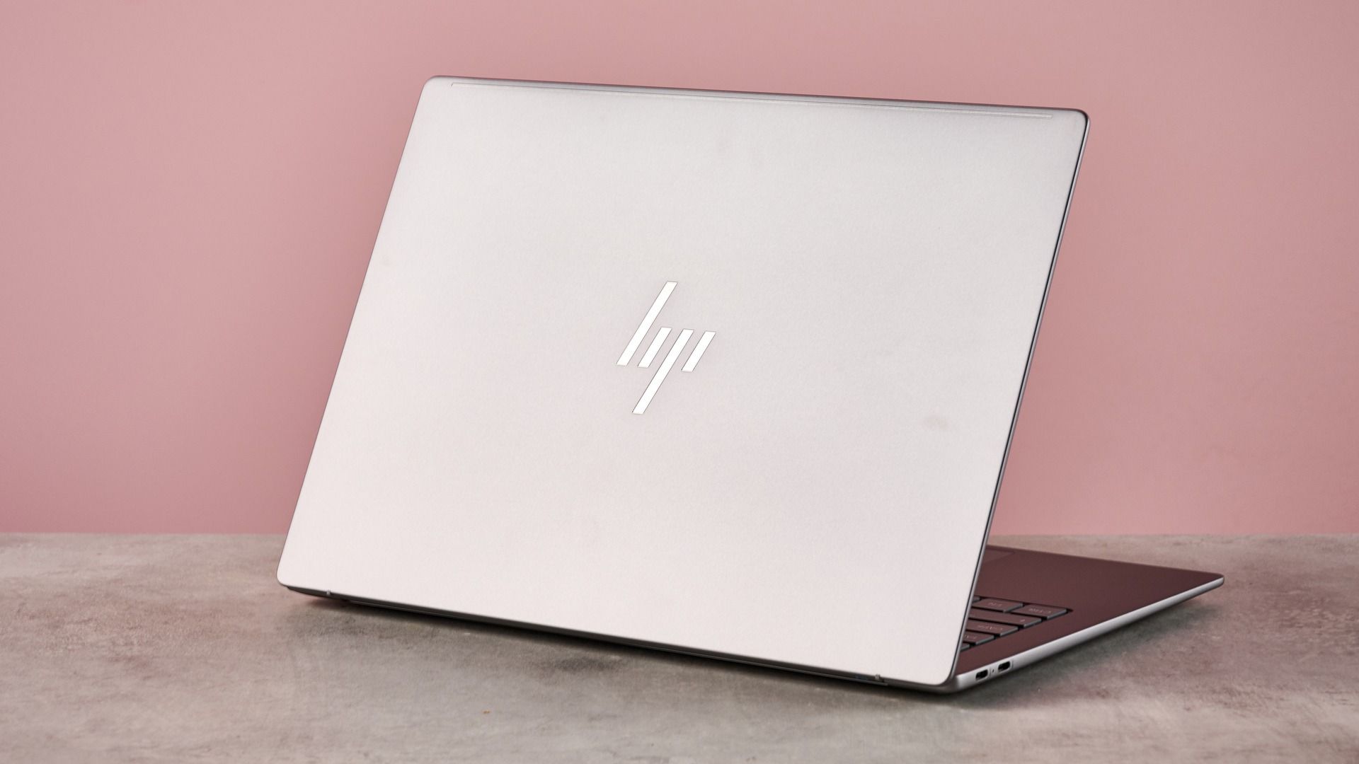 HP OmniBook X 14