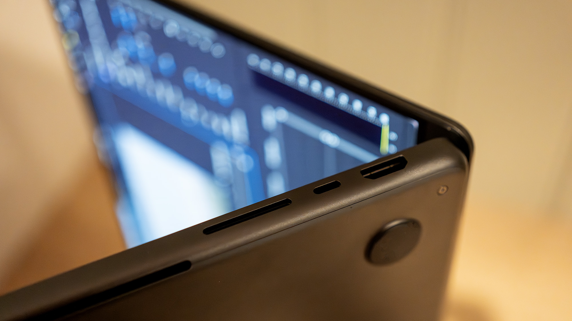 Apple MacBook Pro 14 M5 (2025)