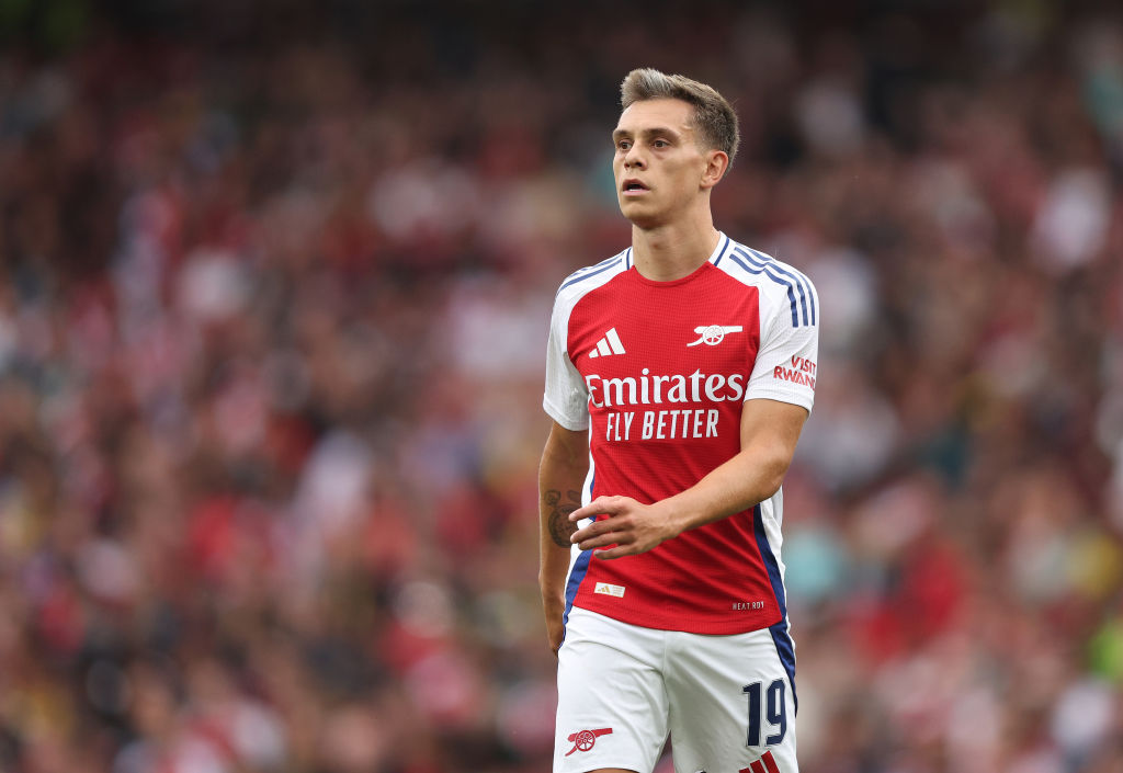 Arsenal squad for 2024/25 LONDON, ENGLAND - AUGUST 07: Leandro Trossard of Arsenal in action during the pre-season friendly match between Arsenal and Bayer 04 Leverkusen at Emirates Stadium on August 07, 2024 in London, England. (Photo by Warren Little/Getty Images)