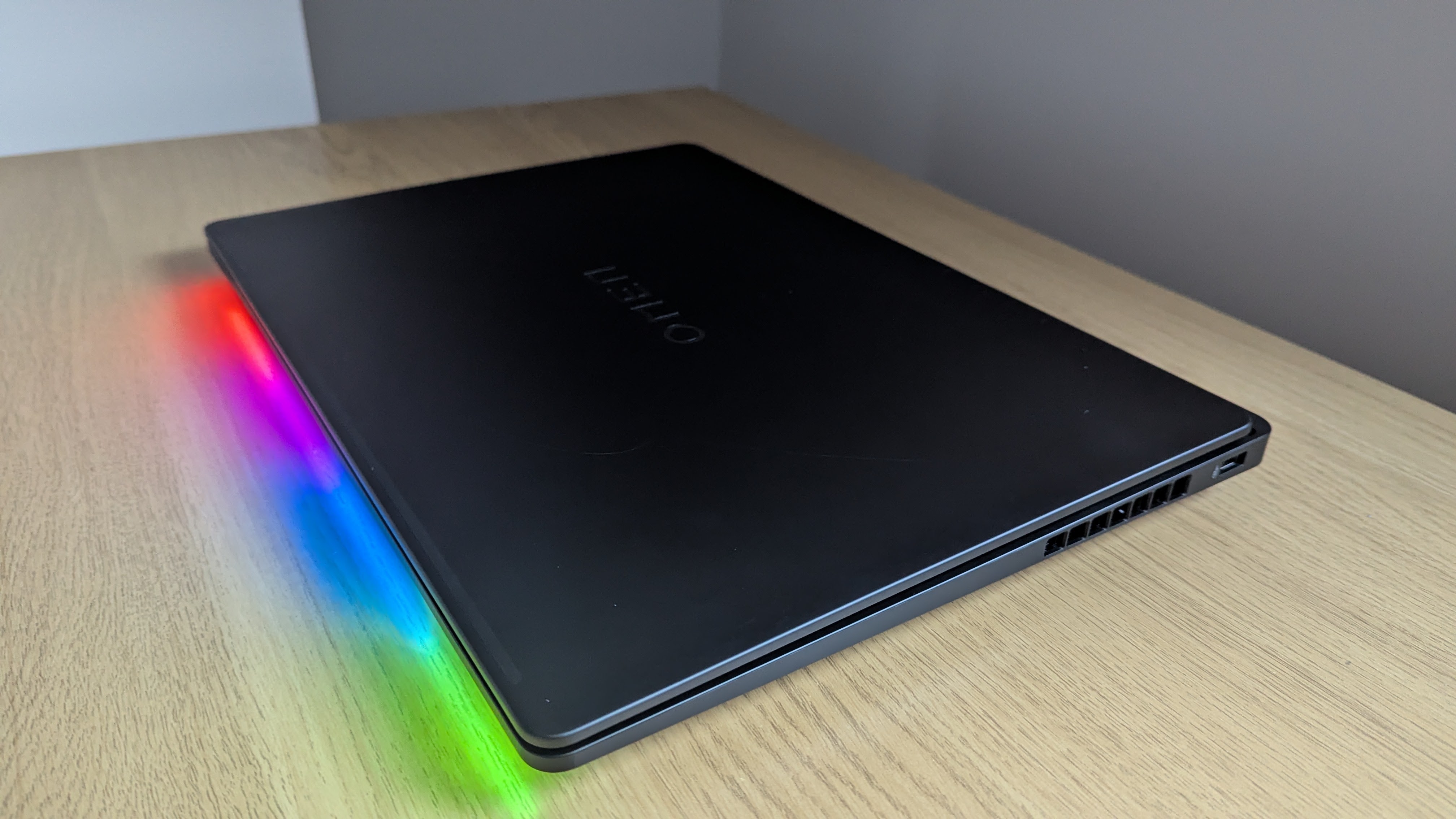 HP Omen Max 16 on a wooden desk