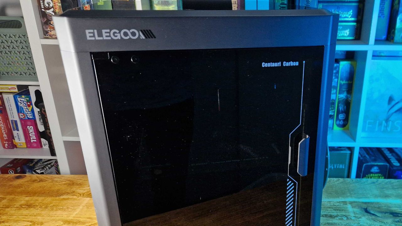 This is my go-to 3D printer for beginners who want to print awesome nerd sh**