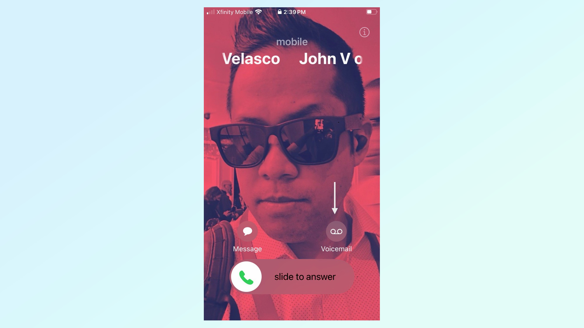 Скриншоты значка голосовой почты в iOS 17.