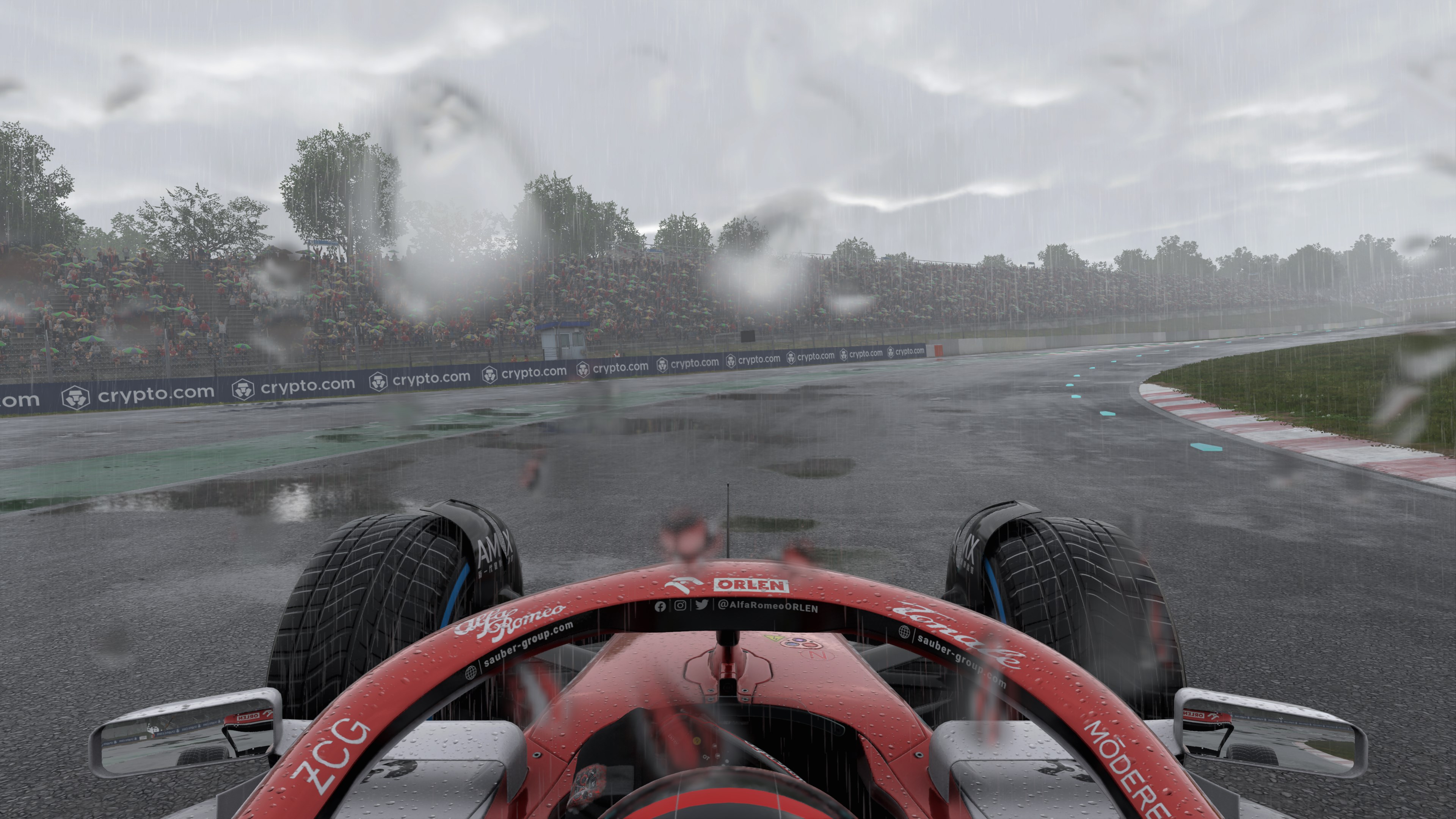 Screenshots from F1 22 showing various ray-traced effects on and off