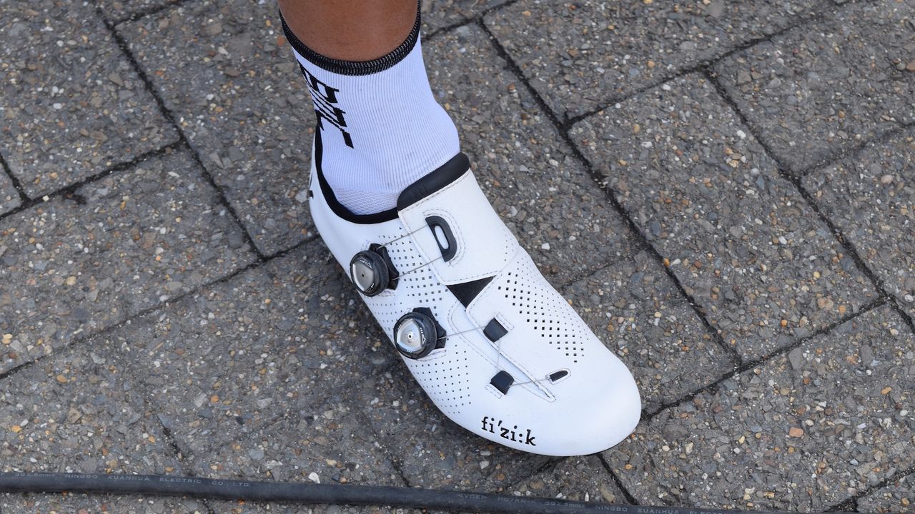 BMC Racing are partnered with Fizik and most of the team race in their shoes
