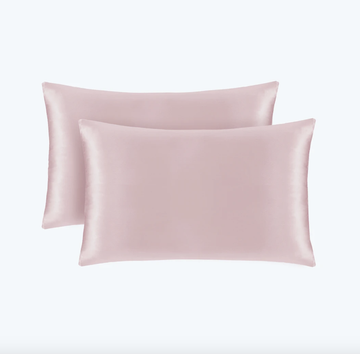 The 15 Best Silk Pillowcases for Skin and Hair of 2023 | Marie Claire
