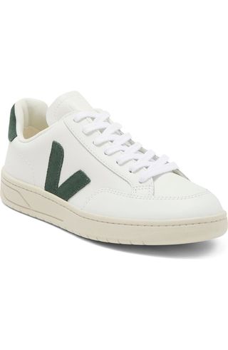 V-12 Sneaker