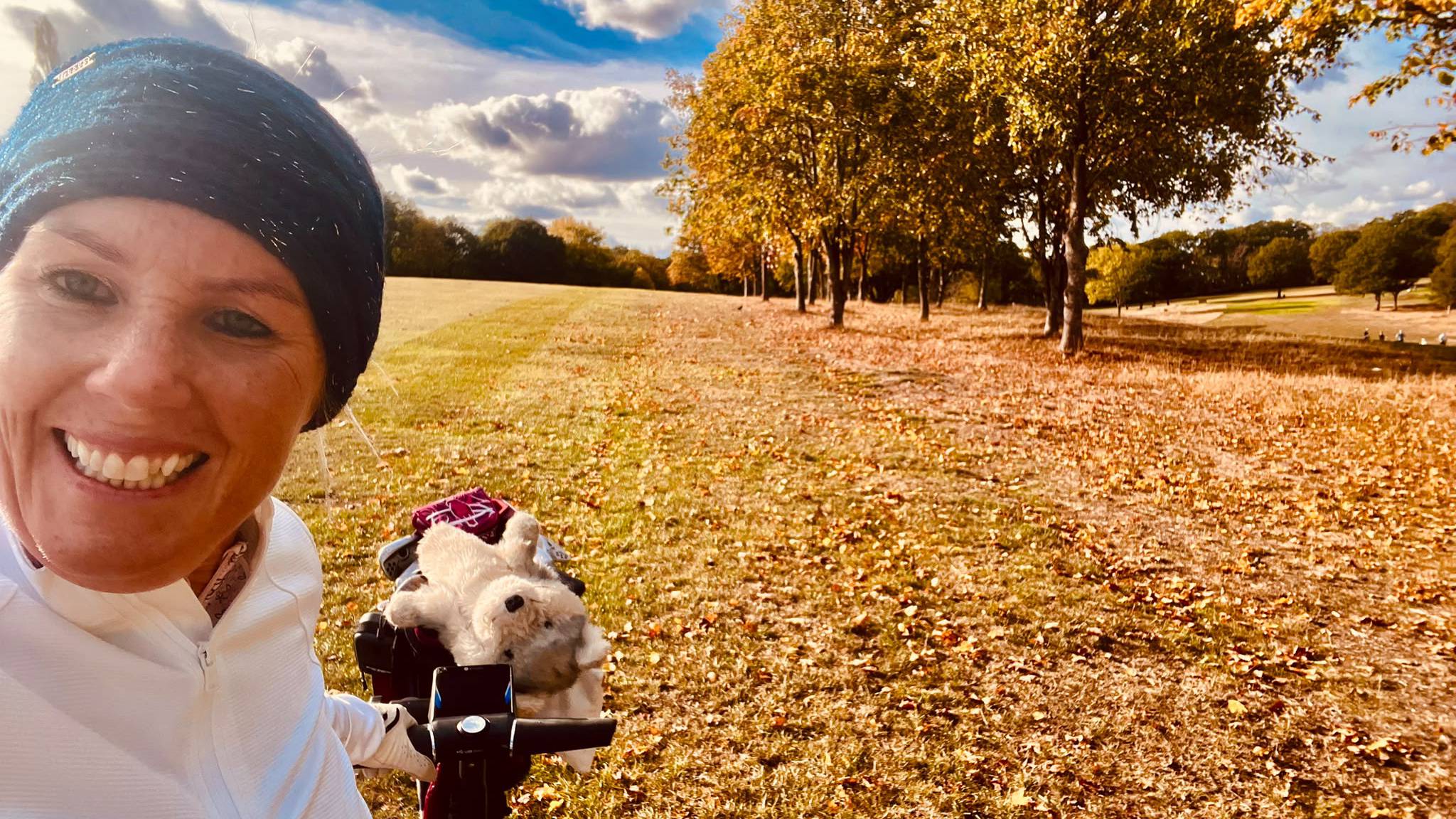 Carly Cummins on an autumnal golf course