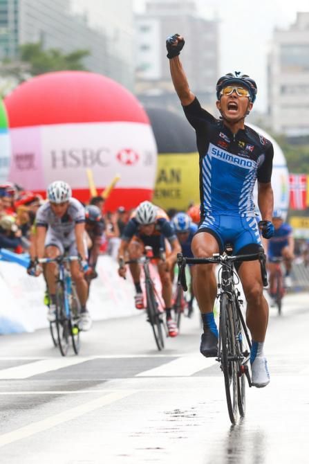 A win with a big margin for Hayato Yoshida ahead of Benjamin Giraud