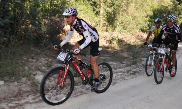 Ischen Stopforth in action during stage 3.