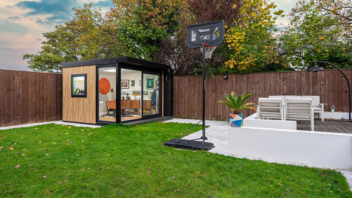 Garden room planning permission What are the rules? Homebuilding